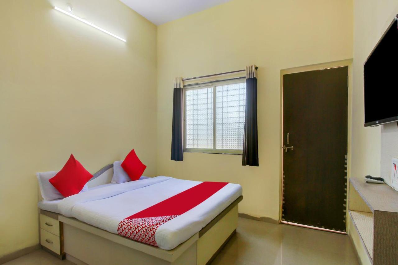 Oyo 64897 Devgiri Lodge Sailu Eksteriør bilde